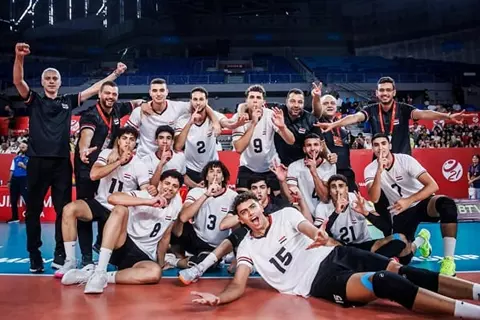 تأهل في الوصافة.. منتخب مصر للطائرة يهزم أصحاب الأرض ببطولة العالم للشباب